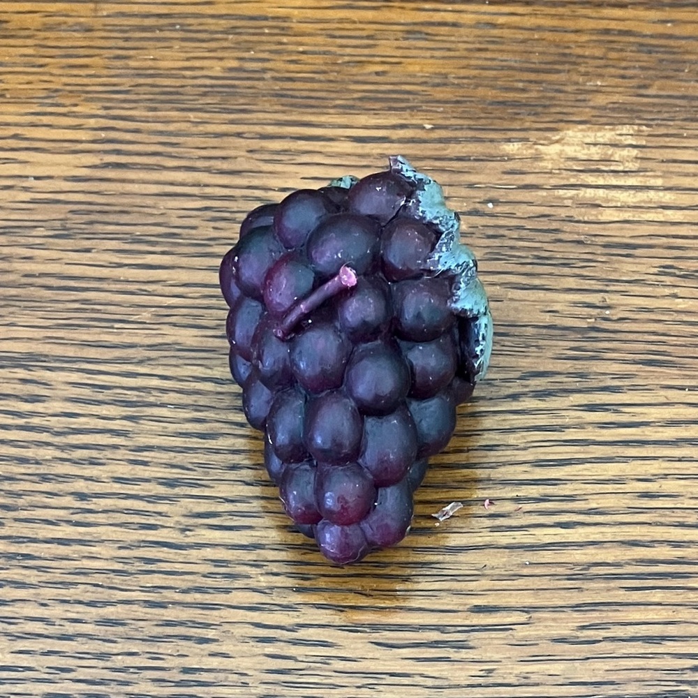 New Grape Bunch Candle